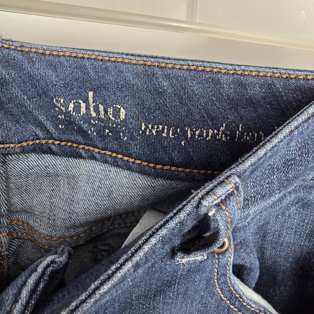 New York & Company Soho Jeans Size 8 Dark Wash Skinny Legging Double Button - Picture 5 of 9